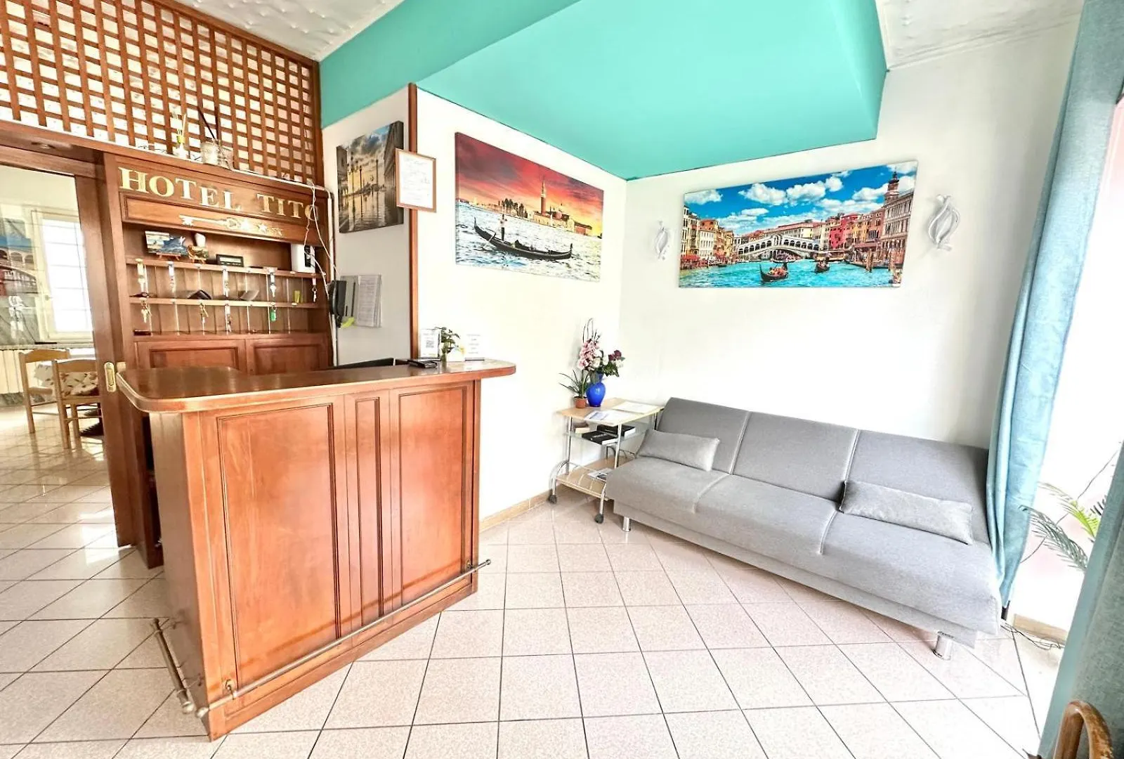 Hotel Tito Mestre