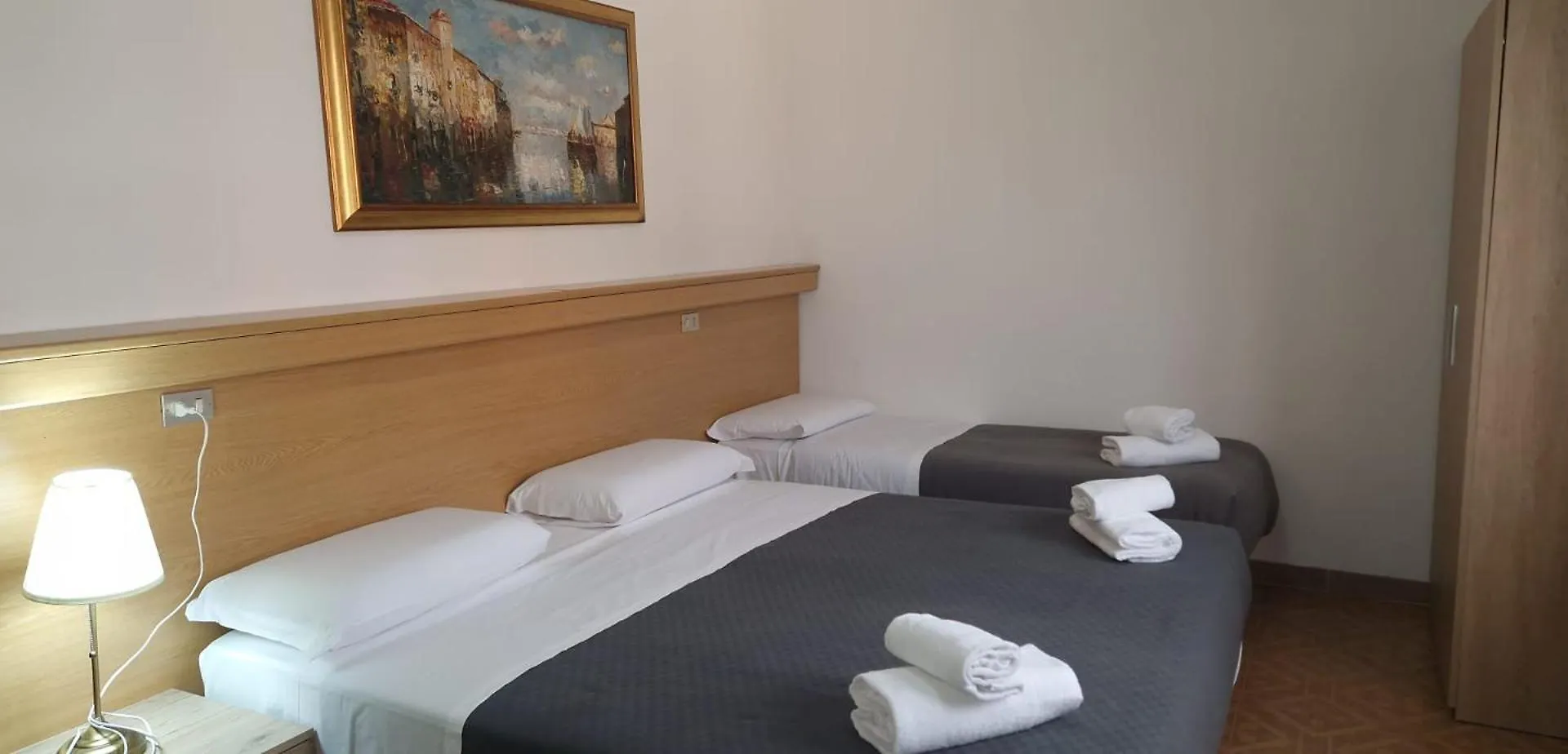 Hotel Tito Mestre İtalya