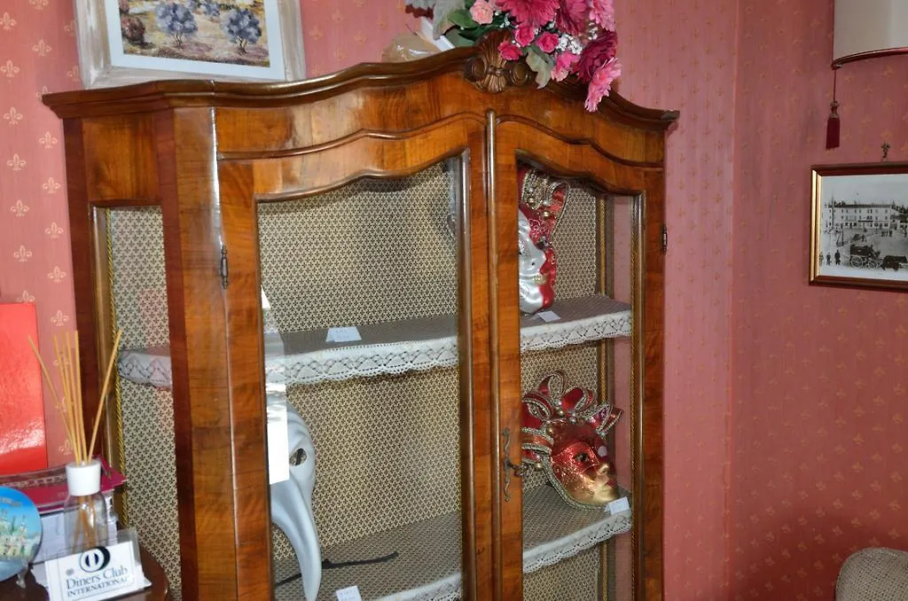 Hotel Tito Mestre
